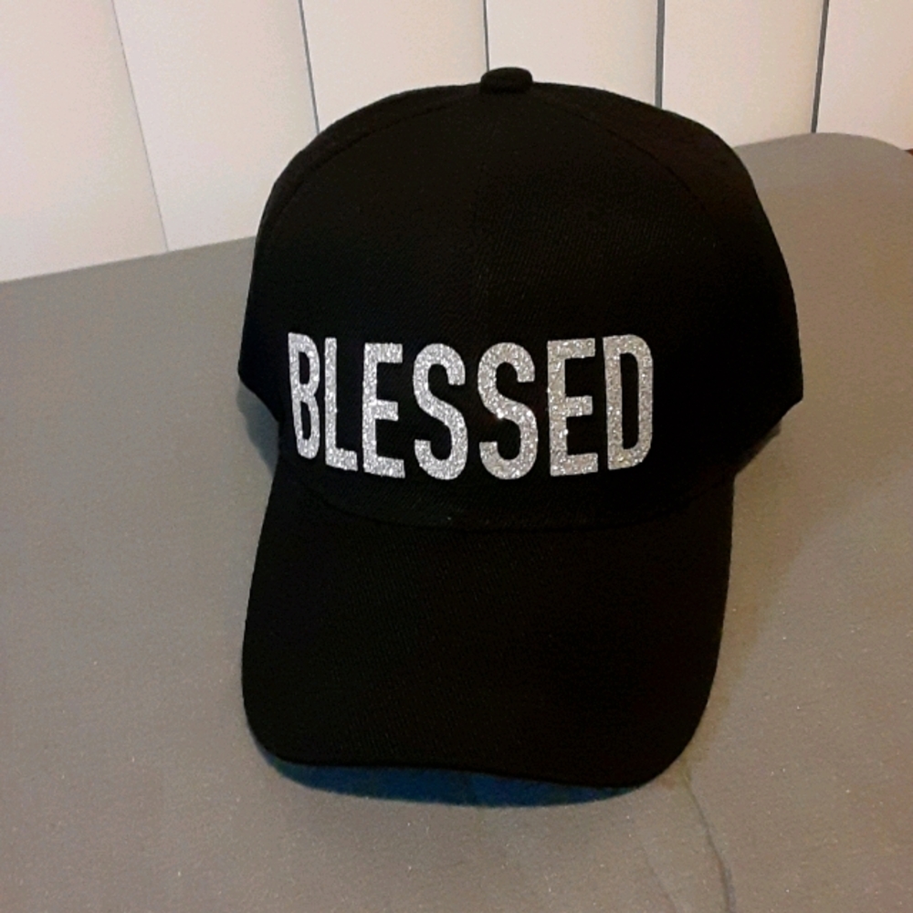 🙏🏽BLESSED HAT 🧢